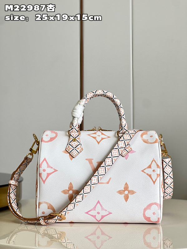 MC-LV-Bags-2861