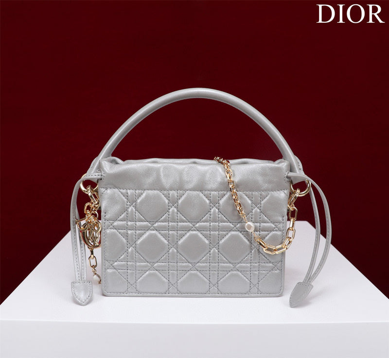 MC-Christian Dior-2642