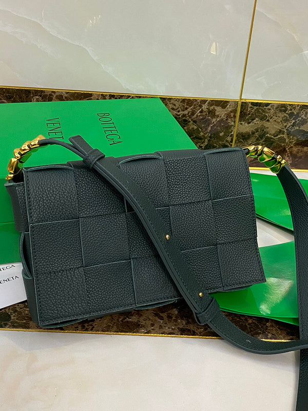 MC-Bottega Veneta-1520