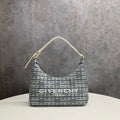 MC-GIVENCHY-380