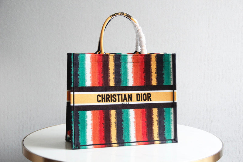 MC-Christian Dior-2675