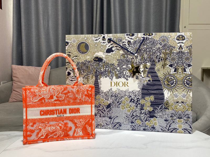 MC-Christian Dior-2676