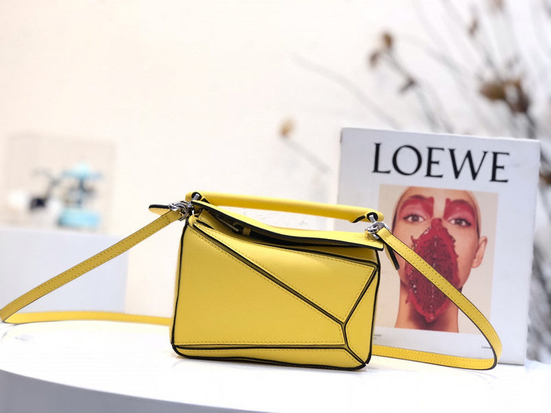 MC-Loewe-730