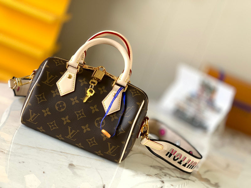 MC-LV-Bags-2968