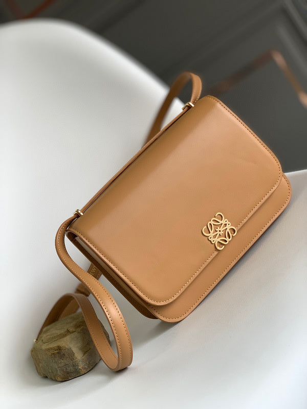 MC-Loewe-732