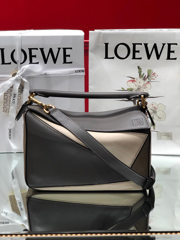 MC-Loewe-734