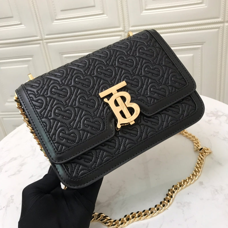 MC-Burberry-427