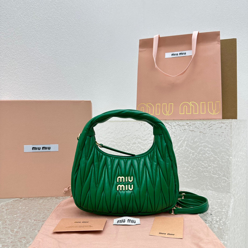 MC-Miu Miu-323