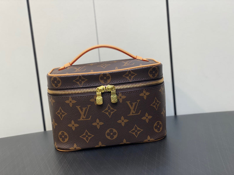 MC-LV-Bags-3000