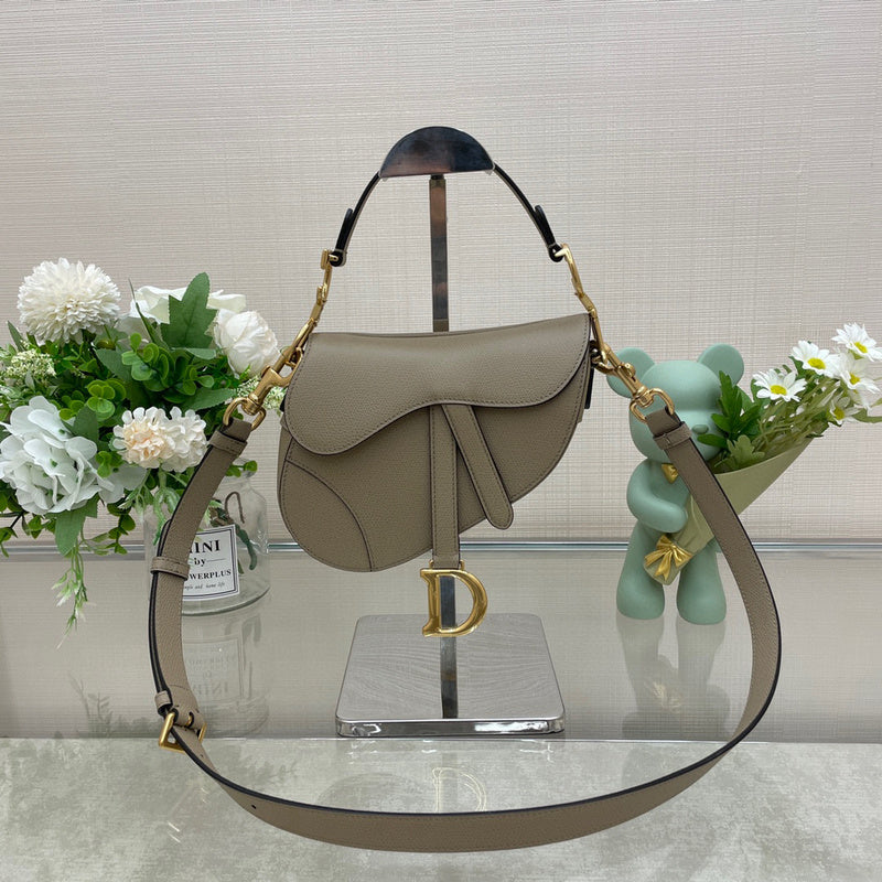MC-Christian Dior-2735