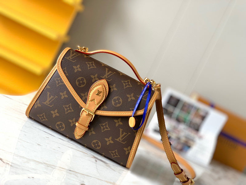 MC-LV-Bags-3018