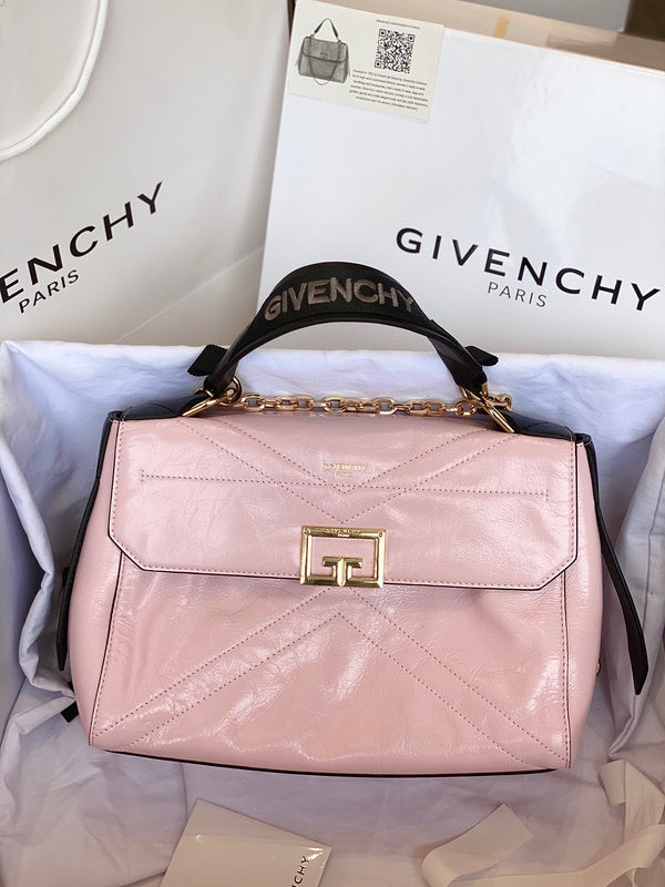 MC-GIVENCHY-388