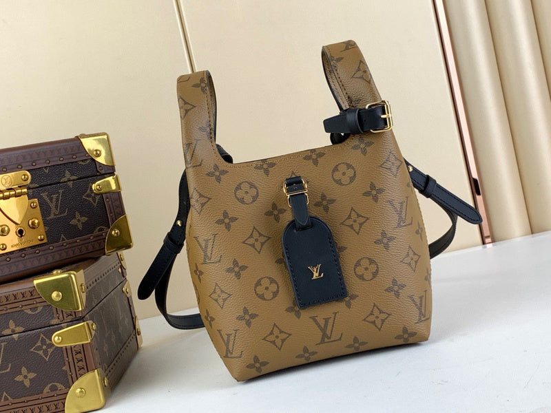 MC-LV-Bags-3029