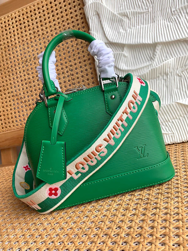 MC-LV-Bags-3034