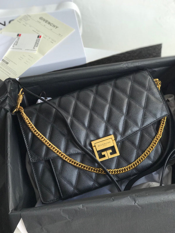 MC-GIVENCHY-390