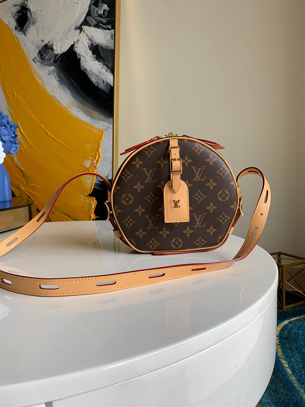 MC-LV-Bags-3036