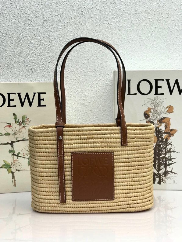 MC-Loewe-745