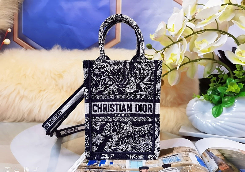MC-Christian Dior-2763