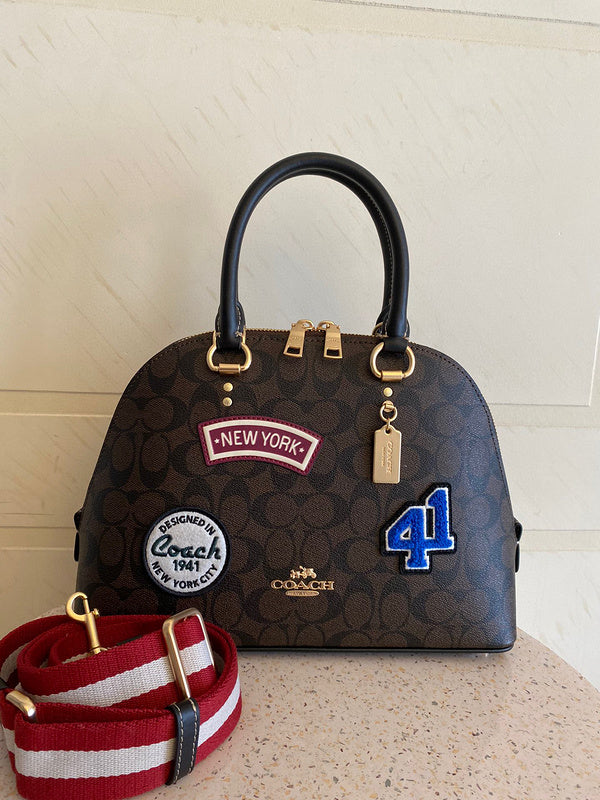 MC-Coach-241