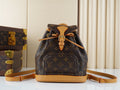 MC-LV-Bags-3053
