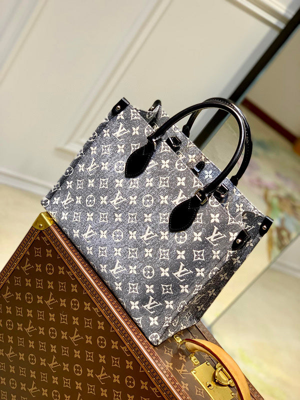 MC-LV-Bags-3058