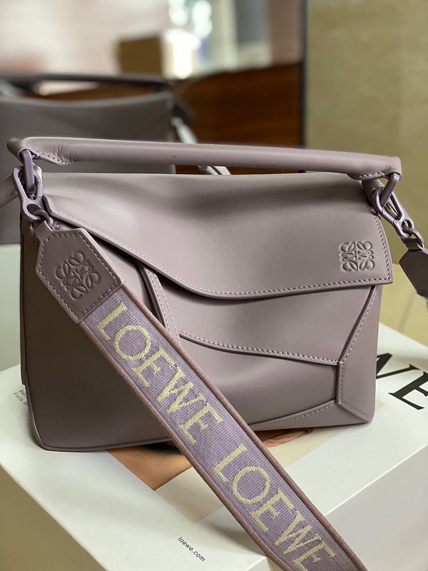 MC-Loewe-759