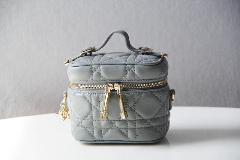 MC-Christian Dior-2796