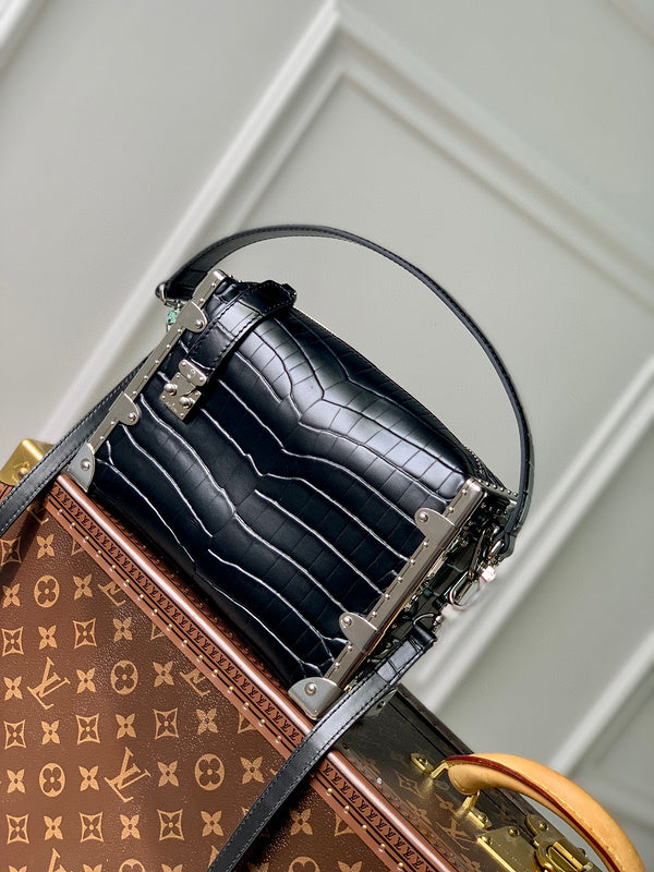 MC-LV-Bags-3070