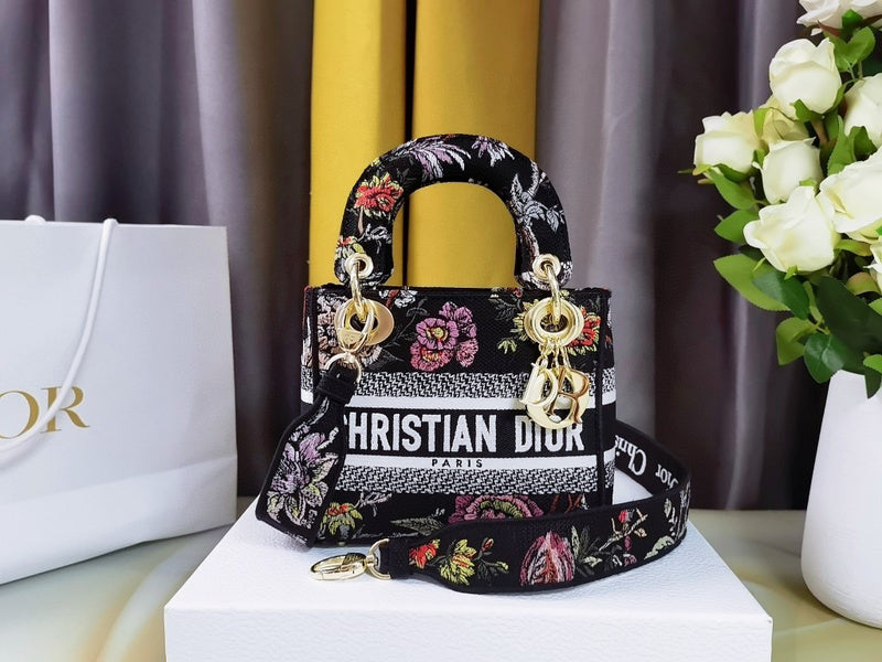 MC-Christian Dior-2802