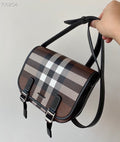 MC-Burberry-437