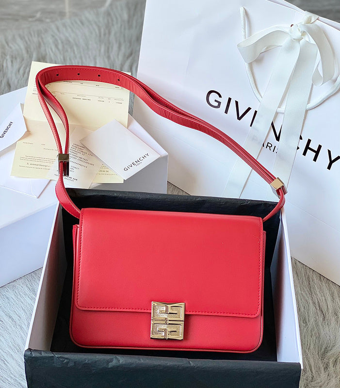 MC-GIVENCHY-403