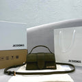MC-JACQUEMUS-232