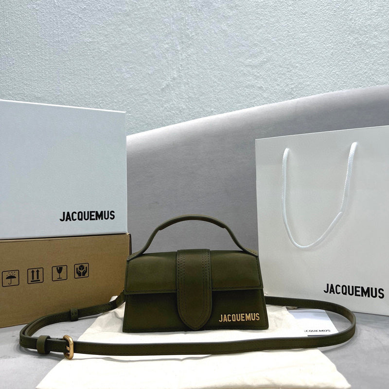 MC-JACQUEMUS-232