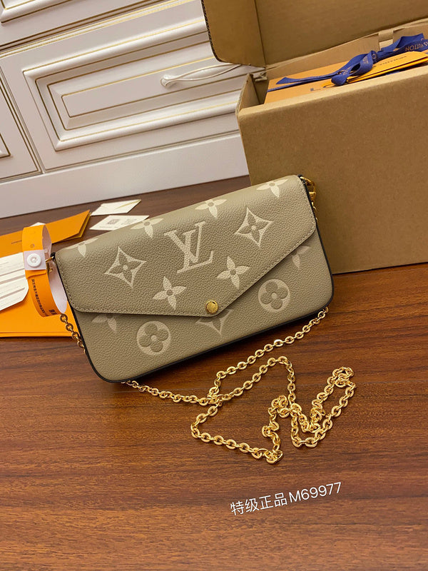 MC-LV-Bags-3104