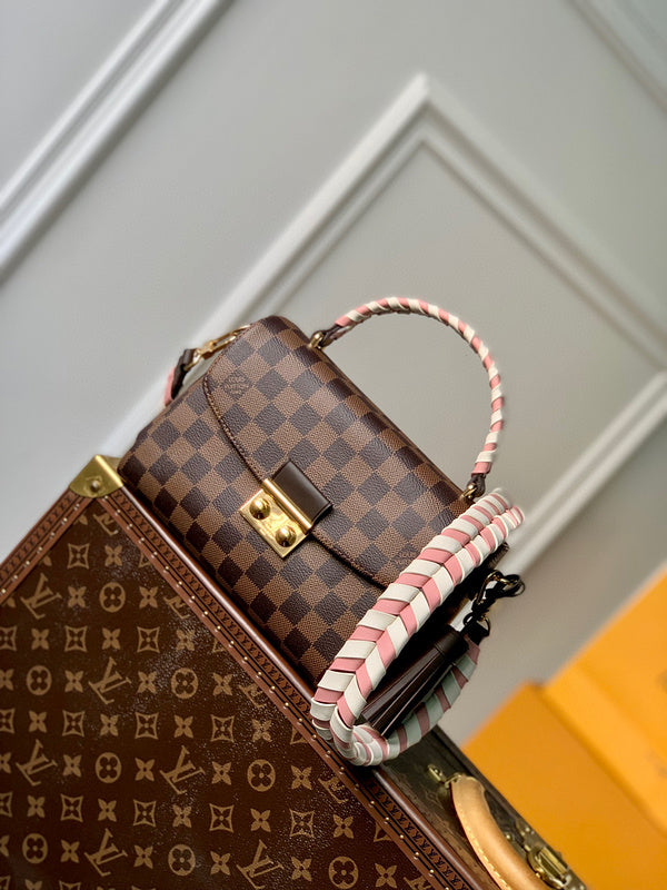 MC-LV-Bags-3107