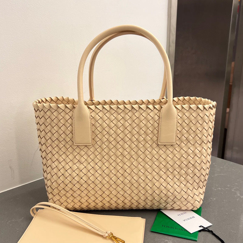 MC-Bottega Veneta-1601