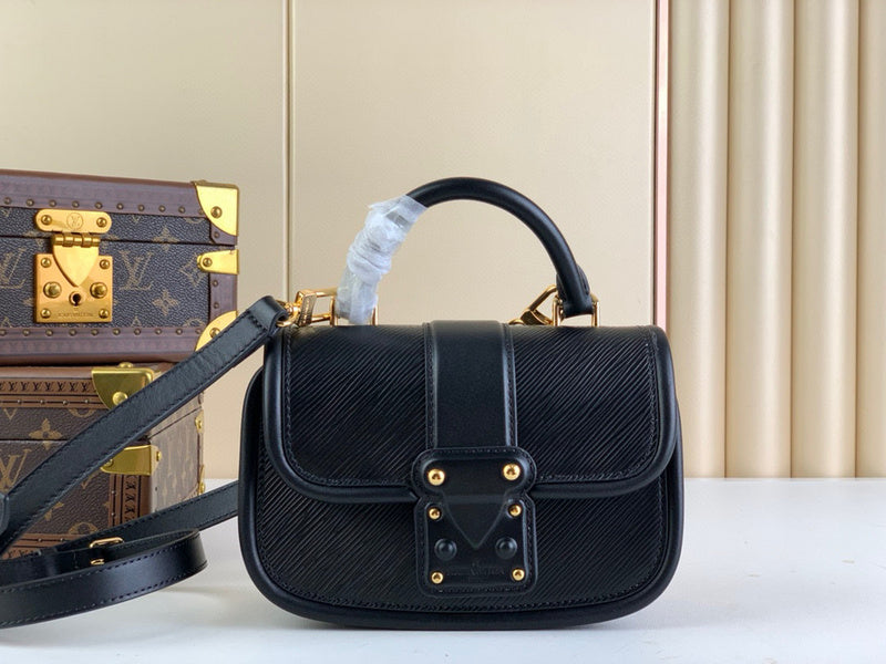 MC-LV-Bags-3117
