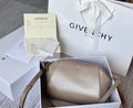 MC-GIVENCHY-410