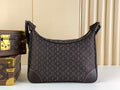 MC-LV-Bags-3147