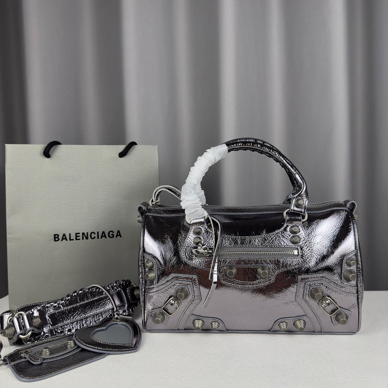 MC-Balenciaga-1234