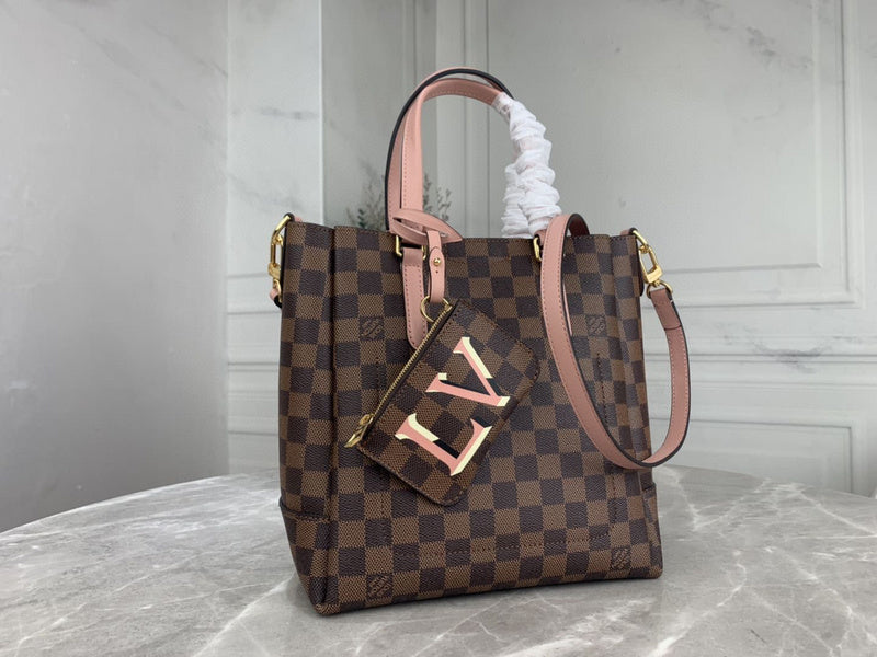 MC-LV-Bags-3172