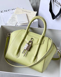 MC-GIVENCHY-419