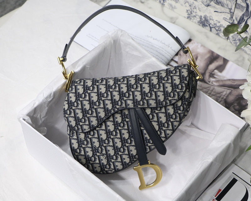 MC-Christian Dior-2901
