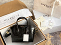 MC-GIVENCHY-423