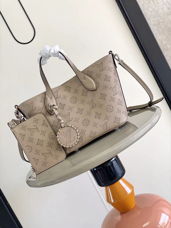 MC-LV-Bags-3210