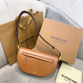 MC-Burberry-455