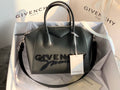 MC-GIVENCHY-425