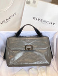 MC-GIVENCHY-427