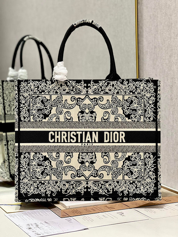 MC-Christian Dior-2937