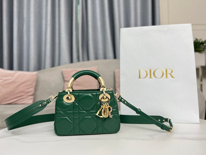MC-Christian Dior-2938
